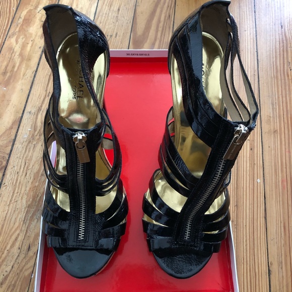Michael Kors sandal/shoe - Picture 2 of 2